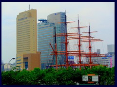 Yokohama skyline 43